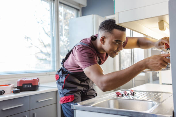 Best Clogged Drain Plumber  in Newpt, OR